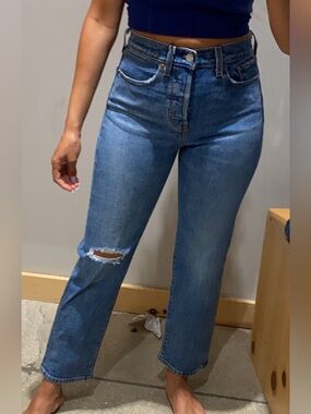 Levi's Womans Medium Blue Wedgie Staight Leg Jeans with Leather Patch